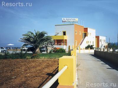 Alkionis Beach Hotel Apartments 3
